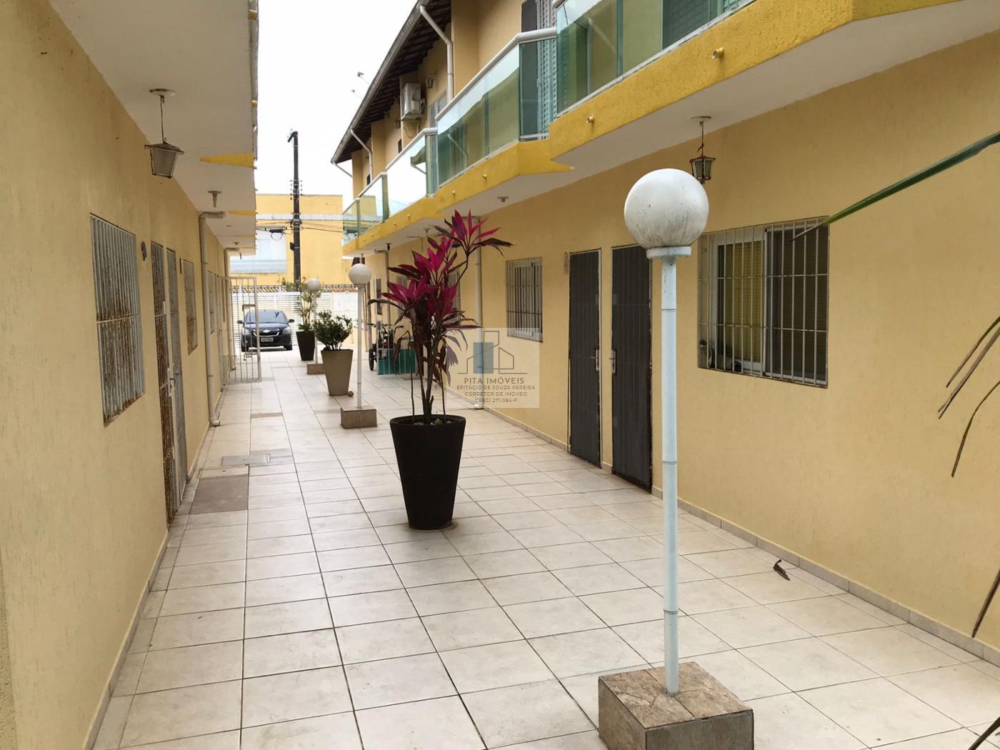 Sobrado à venda com 2 quartos, 78m² - Foto 1