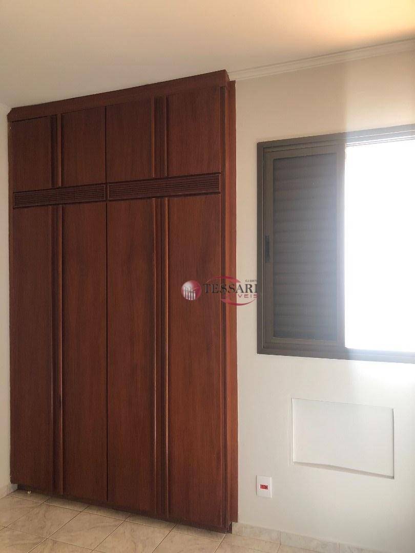 Apartamento à venda e aluguel com 3 quartos, 90m² - Foto 11