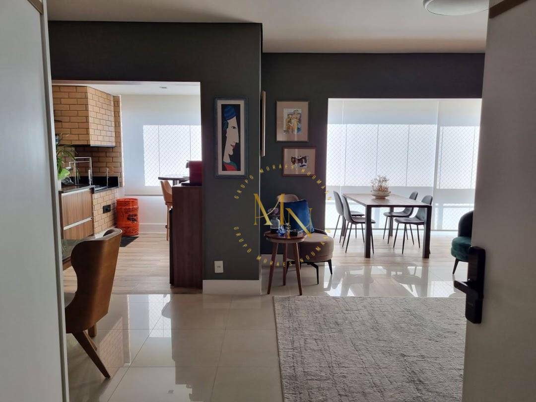 Apartamento à venda com 3 quartos, 163m² - Foto 1