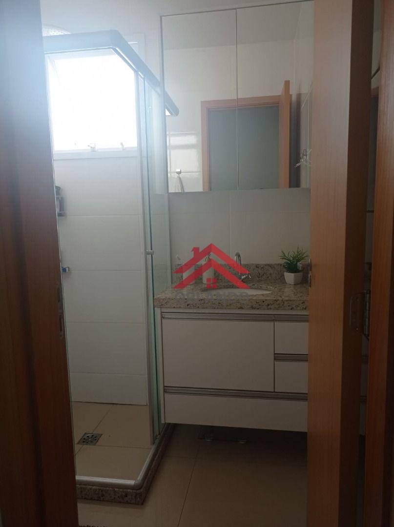 Apartamento à venda com 2 quartos, 62m² - Foto 11