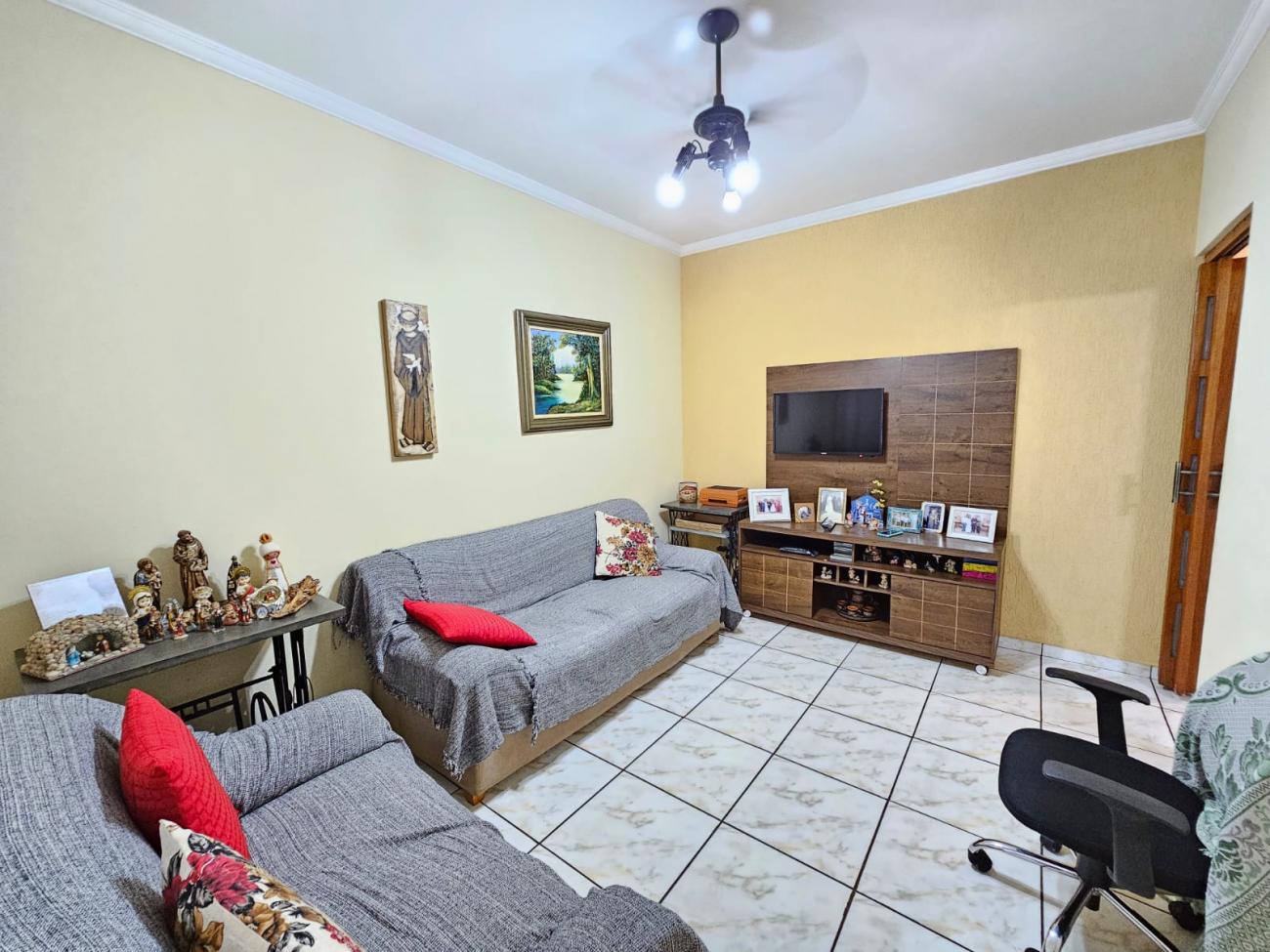 Casa à venda com 2 quartos, 110m² - Foto 6