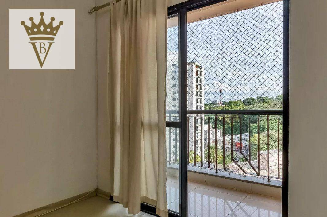 Apartamento à venda com 3 quartos, 75m² - Foto 2