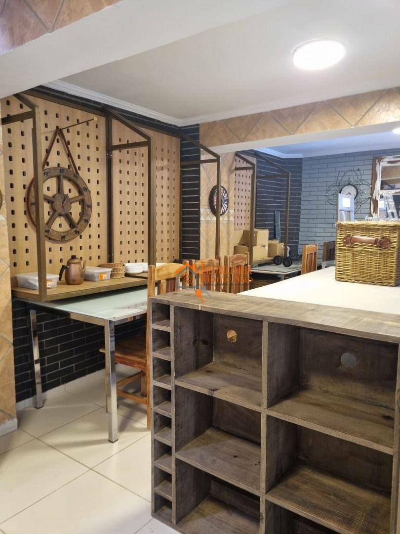 Sobrado à venda com 4 quartos, 300m² - Foto 38