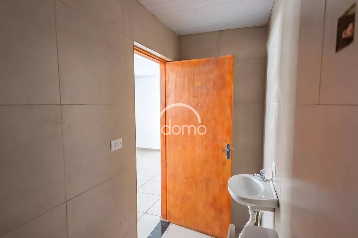 Casa para alugar com 1 quarto, 32m² - Foto 6