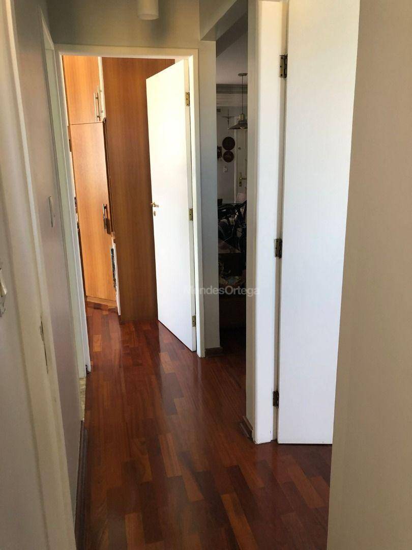 Apartamento para alugar com 3 quartos, 82m² - Foto 14