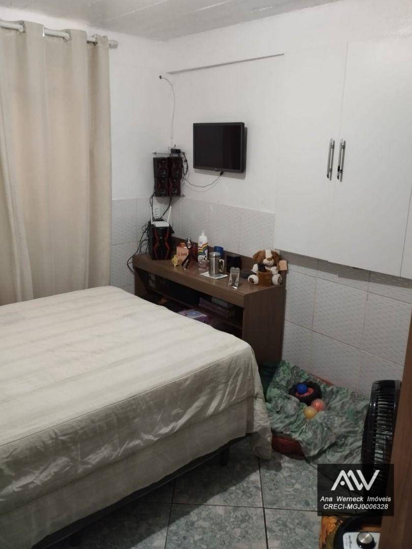 Casa à venda com 3 quartos, 80m² - Foto 9