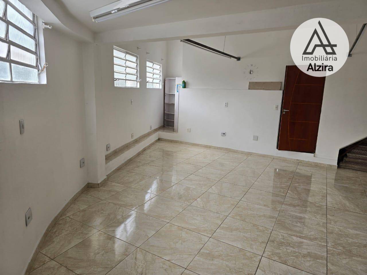 Loja-Salão para alugar, 60m² - Foto 2