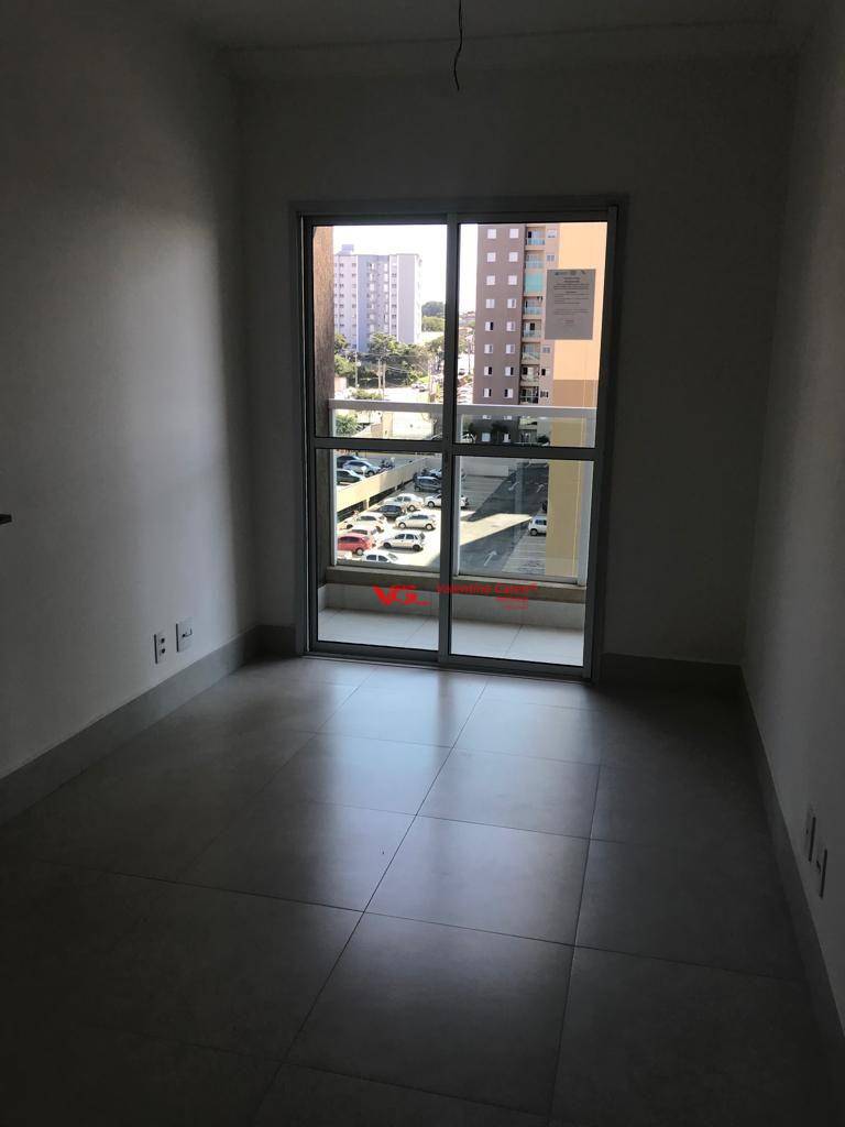 Apartamento à venda com 3 quartos, 63m² - Foto 2