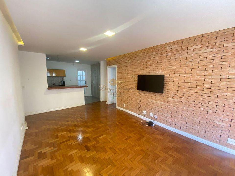 Apartamento à venda com 2 quartos, 70m² - Foto 3