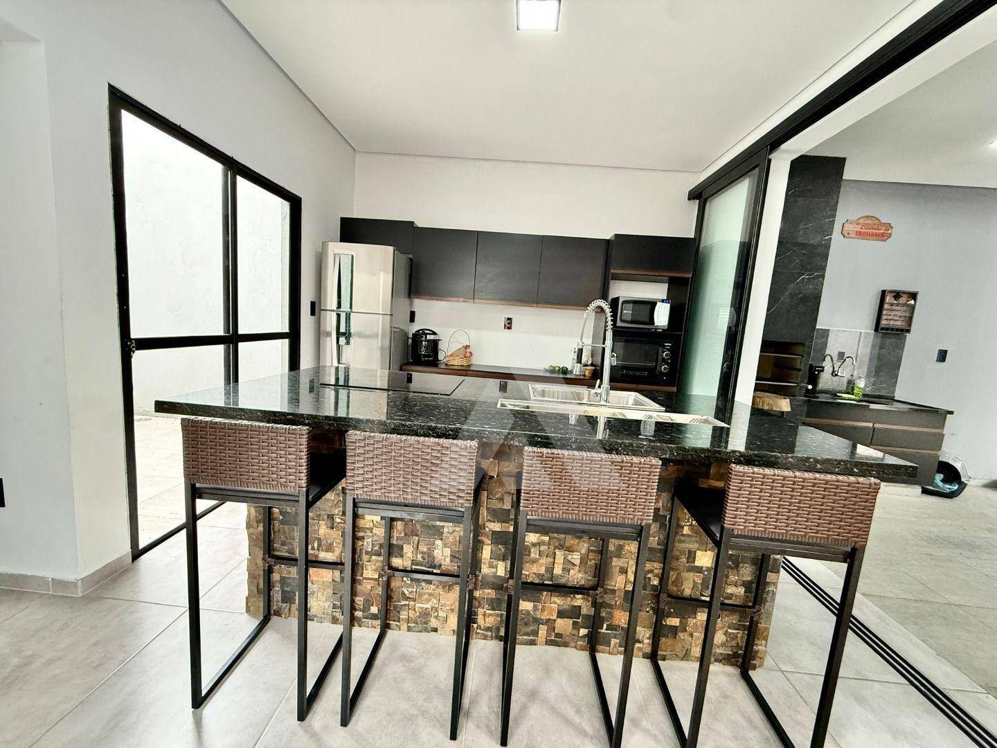 Casa à venda com 3 quartos, 145m² - Foto 27