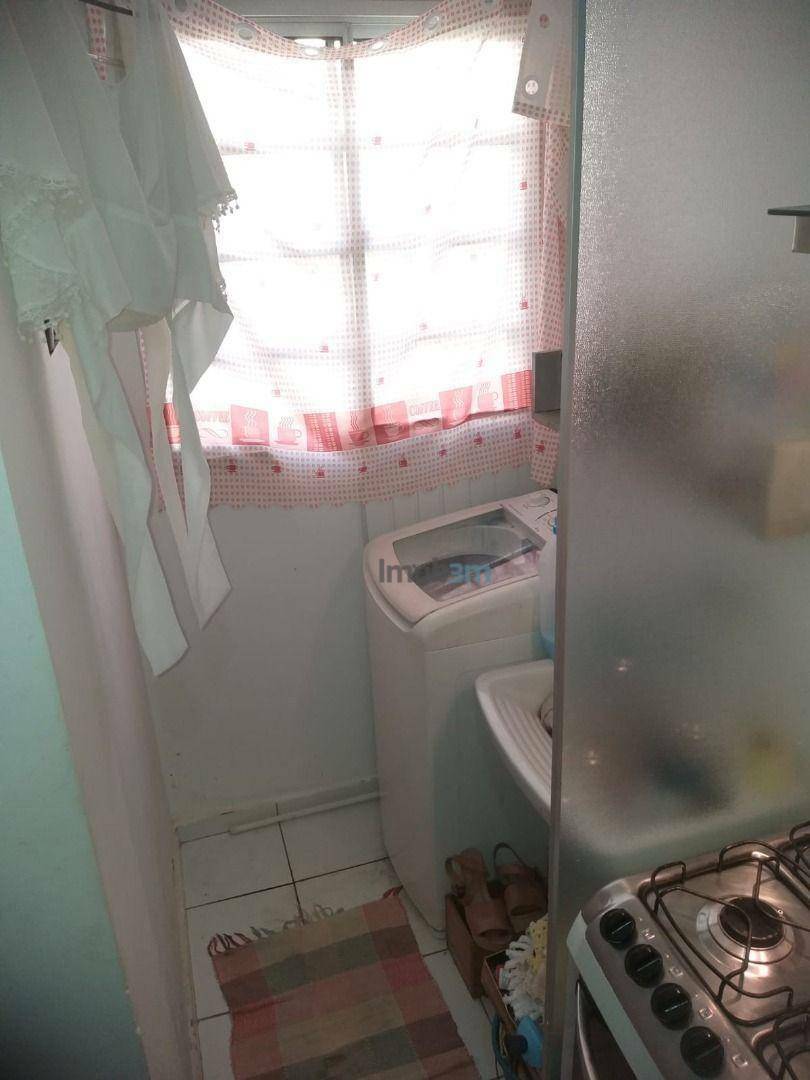 Apartamento à venda com 2 quartos, 45m² - Foto 4
