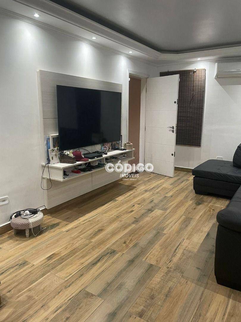 Sobrado à venda com 3 quartos, 190m² - Foto 3