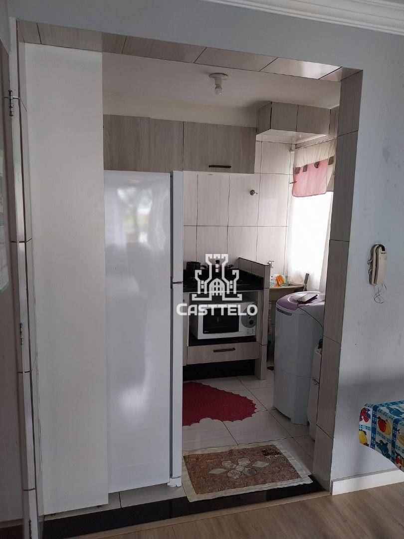 Apartamento à venda com 2 quartos, 43m² - Foto 2