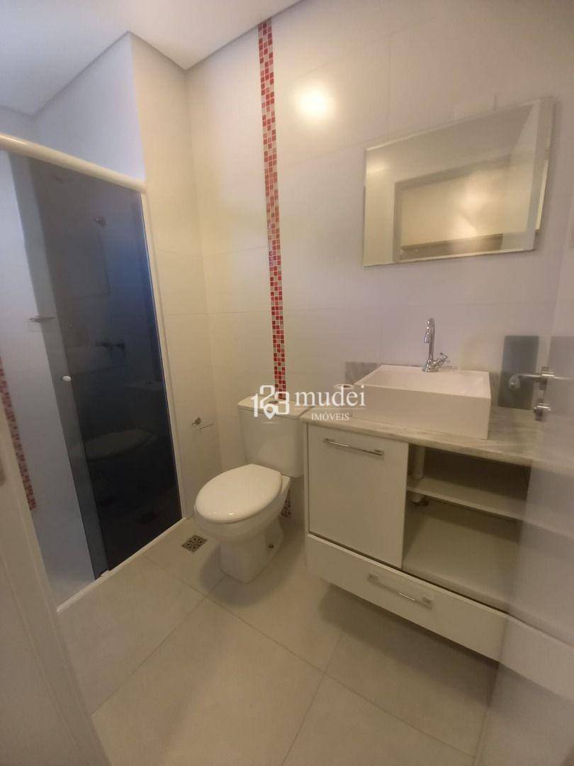 Apartamento para alugar com 1 quarto, 49m² - Foto 8