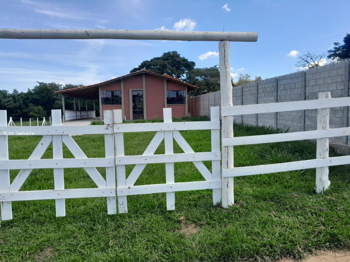 Chácara à venda com 2 quartos, 1341m² - Foto 18