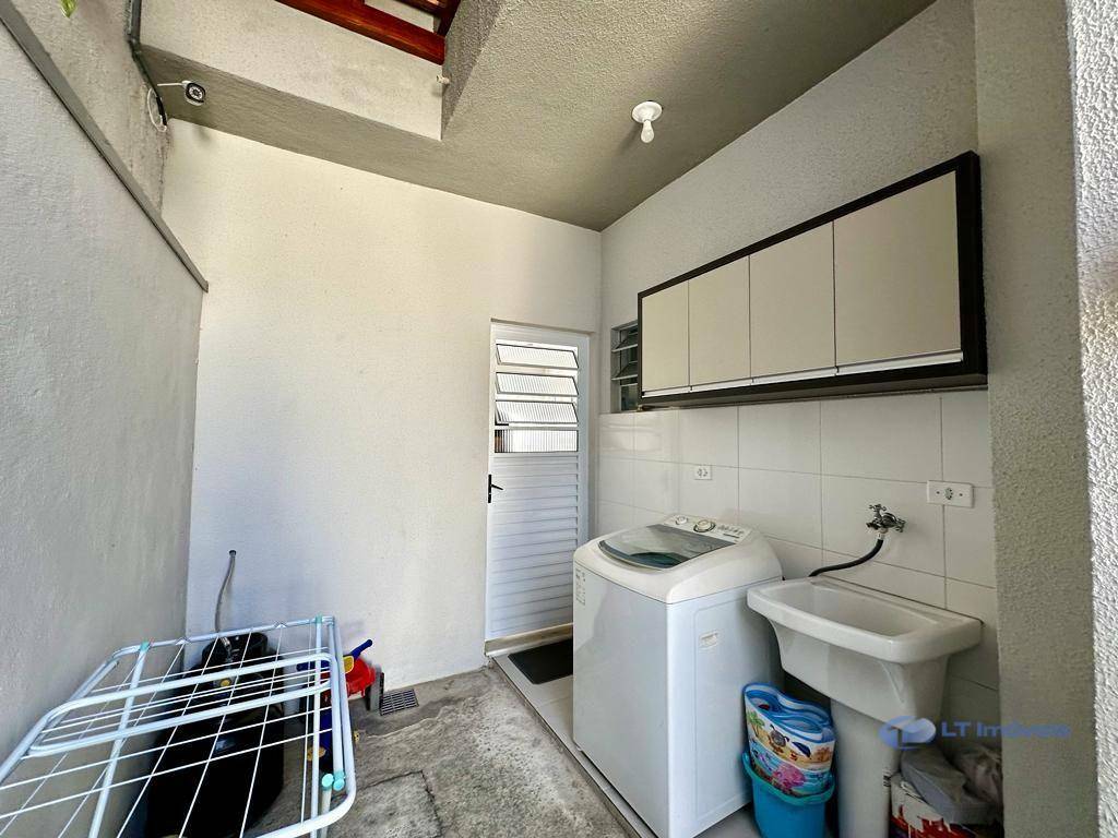 Casa à venda com 3 quartos, 74m² - Foto 12