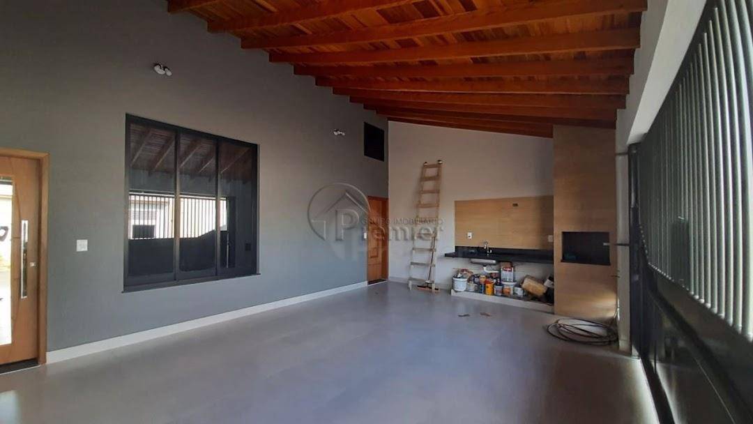 Casa à venda com 3 quartos, 130m² - Foto 2