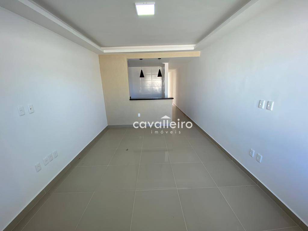 Casa à venda com 3 quartos, 95m² - Foto 2