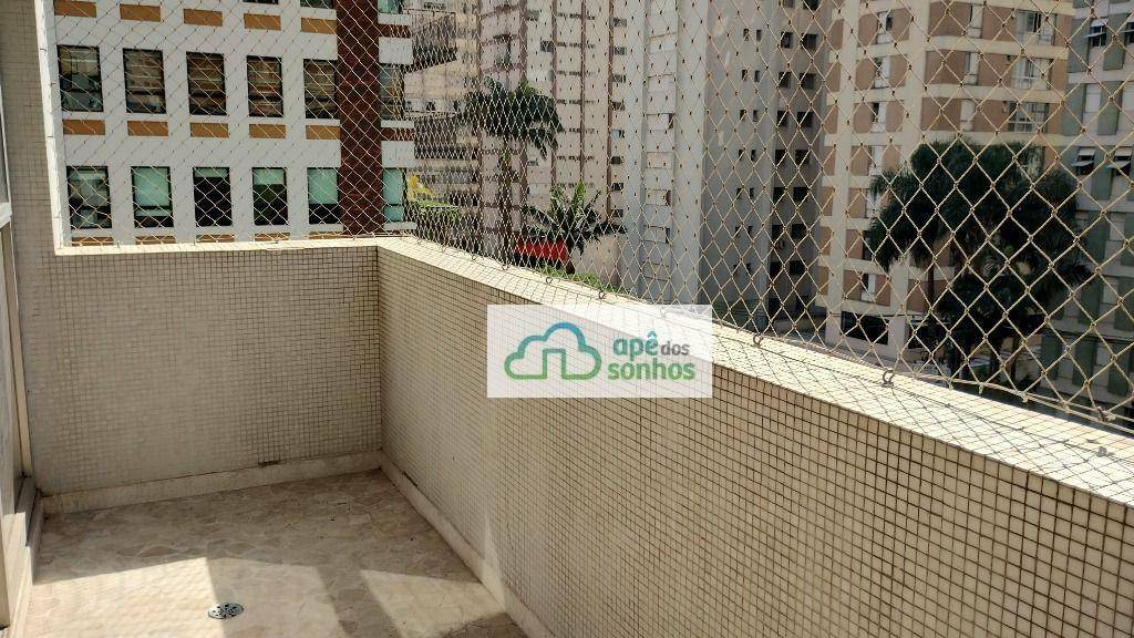 Apartamento para alugar com 3 quartos, 168m² - Foto 2