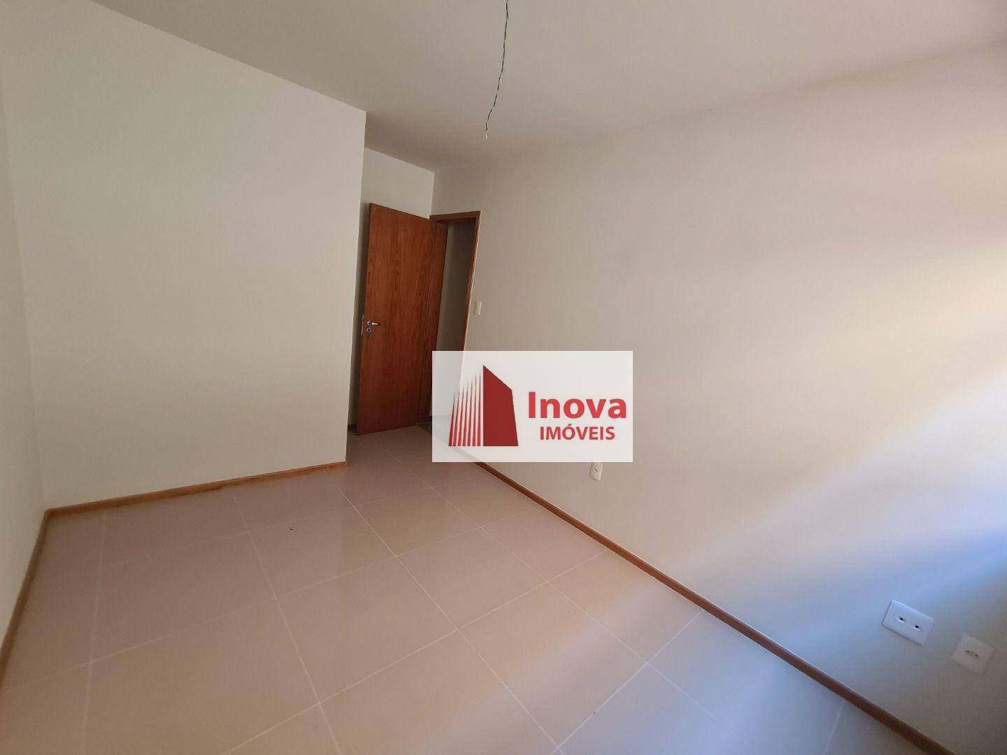 Apartamento à venda com 2 quartos, 77m² - Foto 12