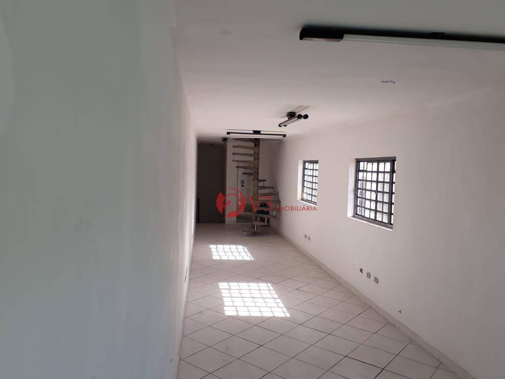 Sobrado à venda com 3 quartos, 227m² - Foto 32