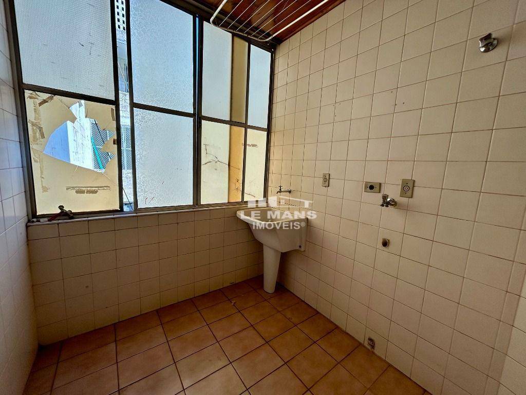 Apartamento à venda com 3 quartos, 130m² - Foto 8