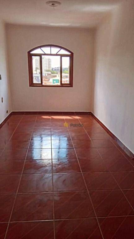 Apartamento à venda com 3 quartos, 97m² - Foto 14