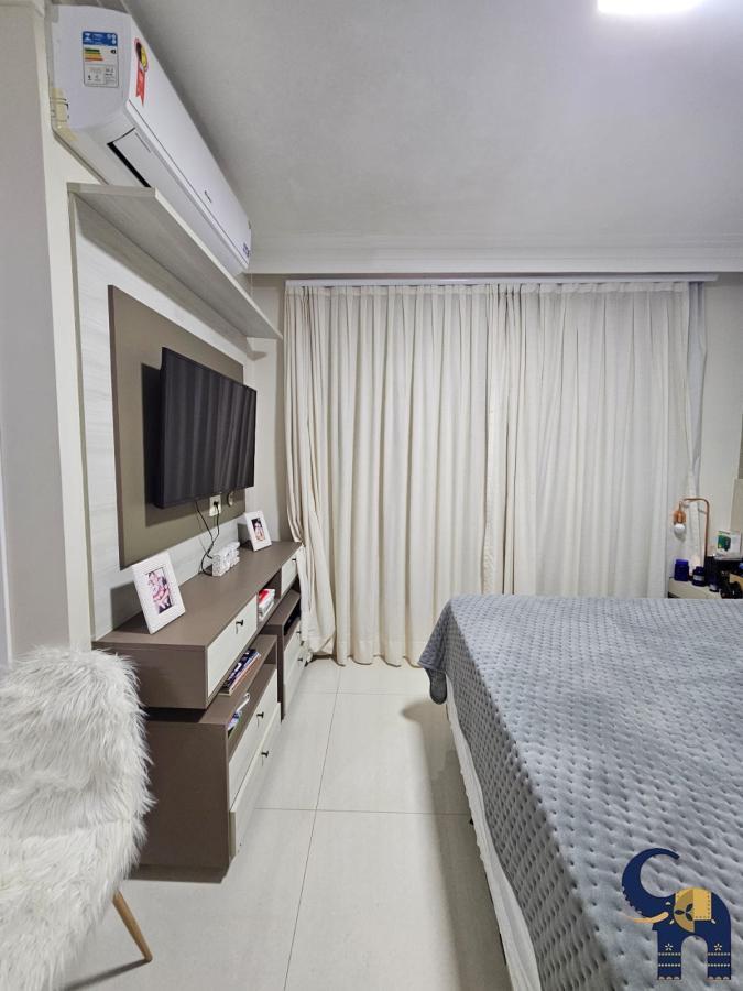 Apartamento à venda com 4 quartos, 180m² - Foto 19