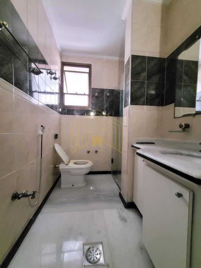 Apartamento à venda com 3 quartos, 180m² - Foto 37