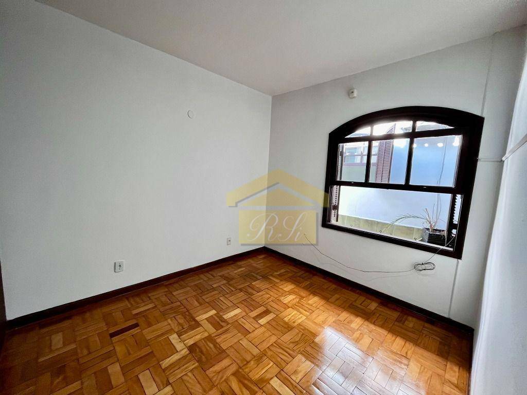 Sobrado à venda e aluguel com 4 quartos, 220m² - Foto 15