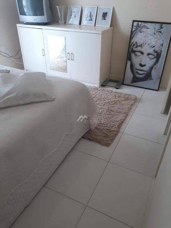 Apartamento à venda com 2 quartos, 85m² - Foto 12