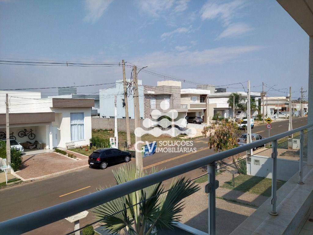 Casa de Condomínio para alugar com 3 quartos, 200m² - Foto 21