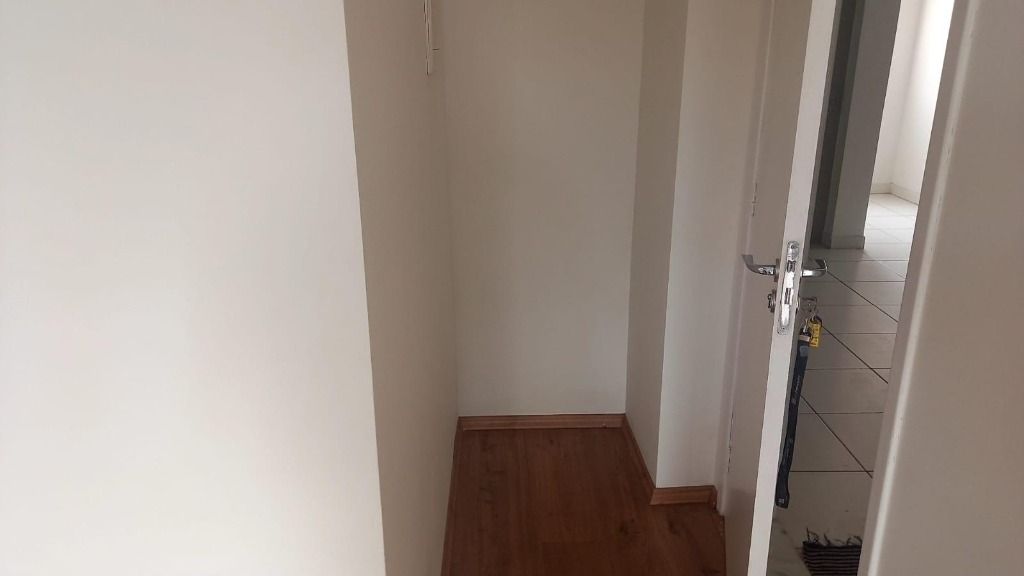 Apartamento à venda com 2 quartos, 70m² - Foto 12