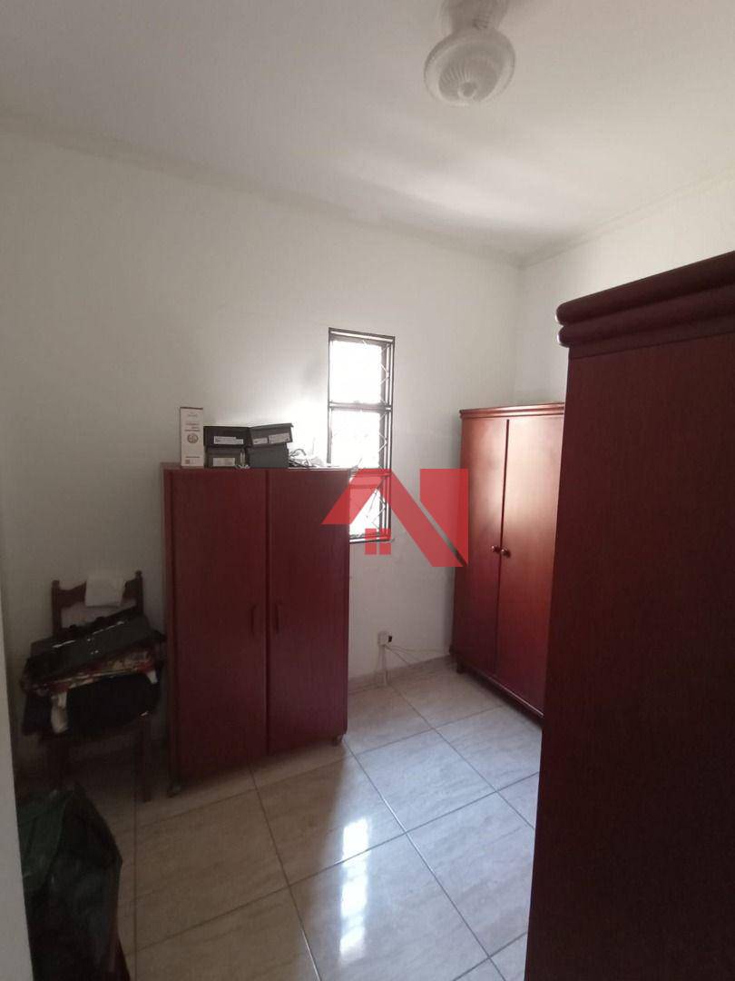 Casa à venda com 5 quartos, 221m² - Foto 13