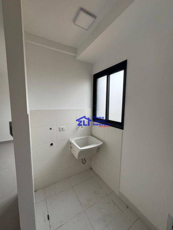 Apartamento para alugar com 2 quartos, 50m² - Foto 4