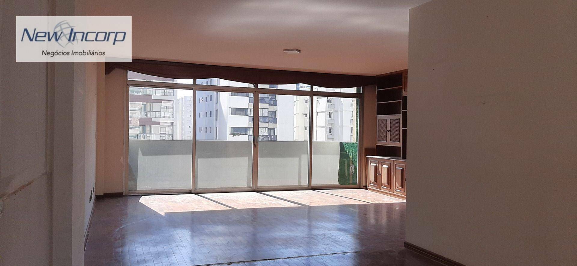 Apartamento à venda com 4 quartos, 210m² - Foto 5