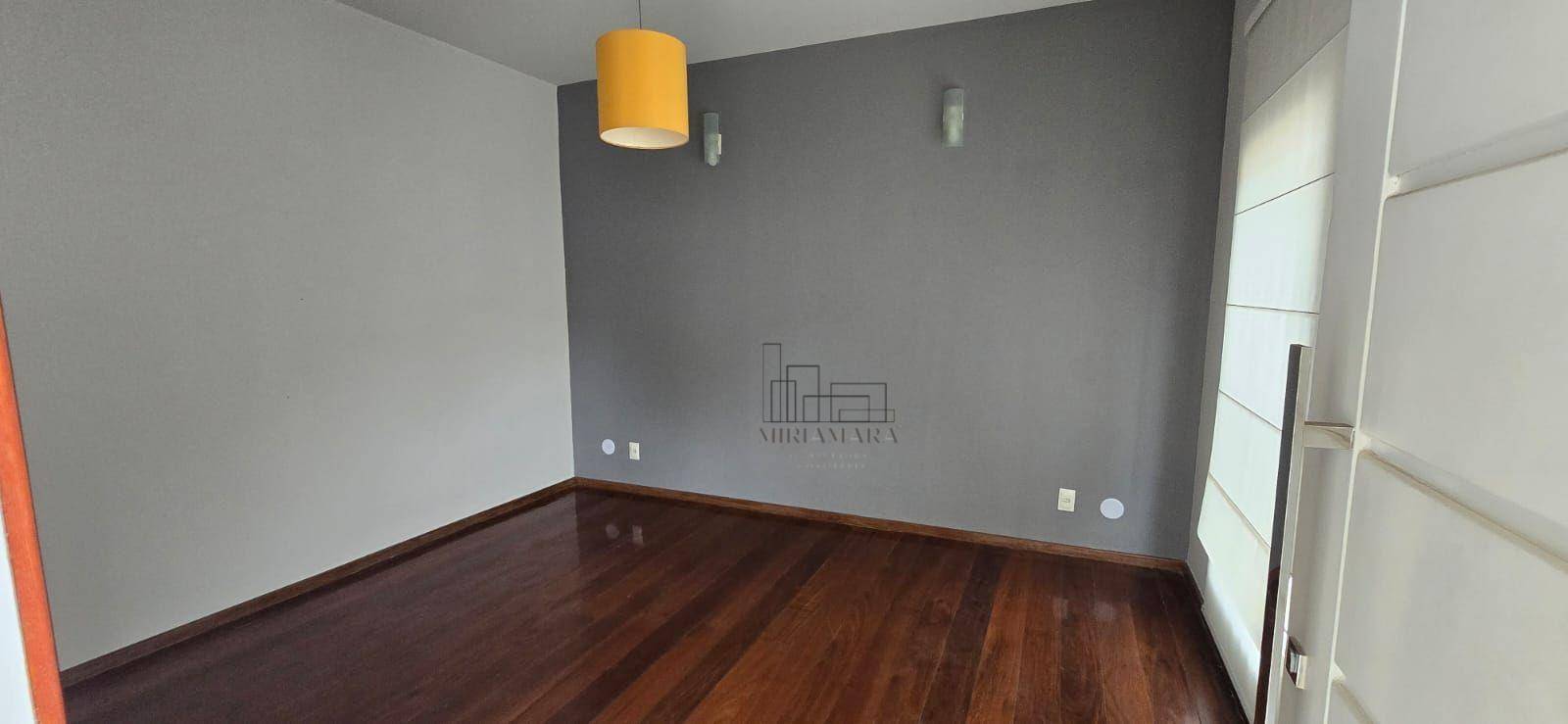 Casa à venda com 3 quartos, 360m² - Foto 16