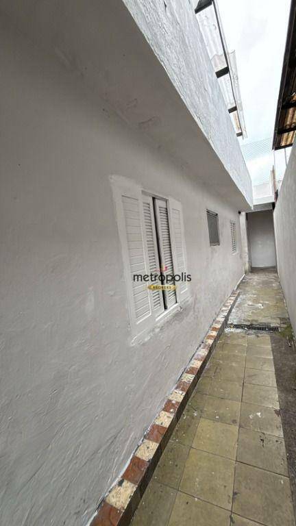 Casa para alugar com 2 quartos, 250m² - Foto 5