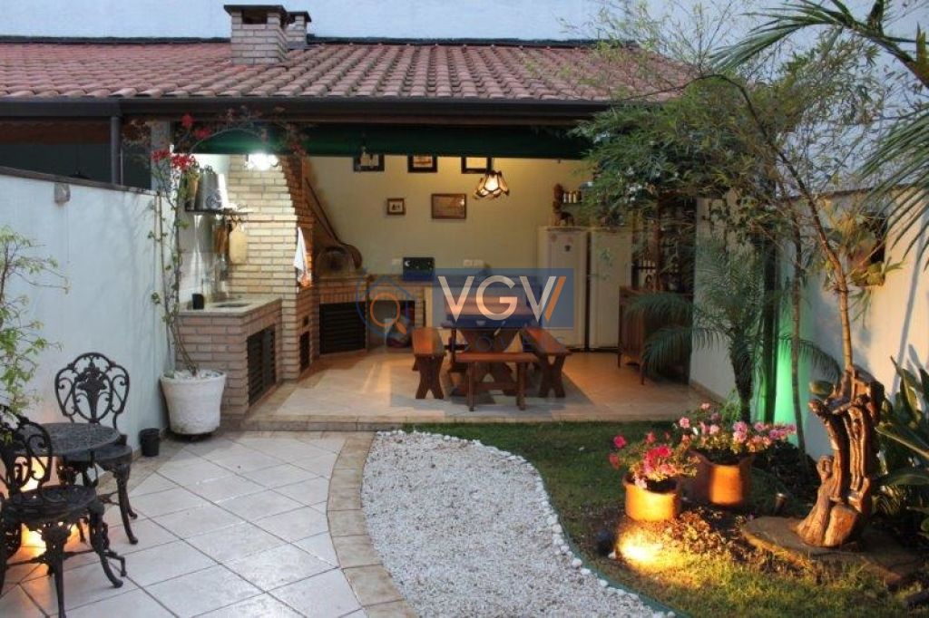 Casa à venda com 3 quartos, 155m² - Foto 7