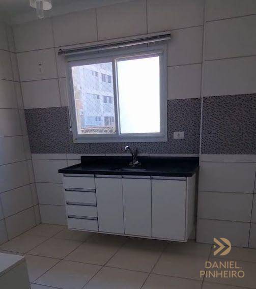 Apartamento à venda com 2 quartos, 80m² - Foto 5