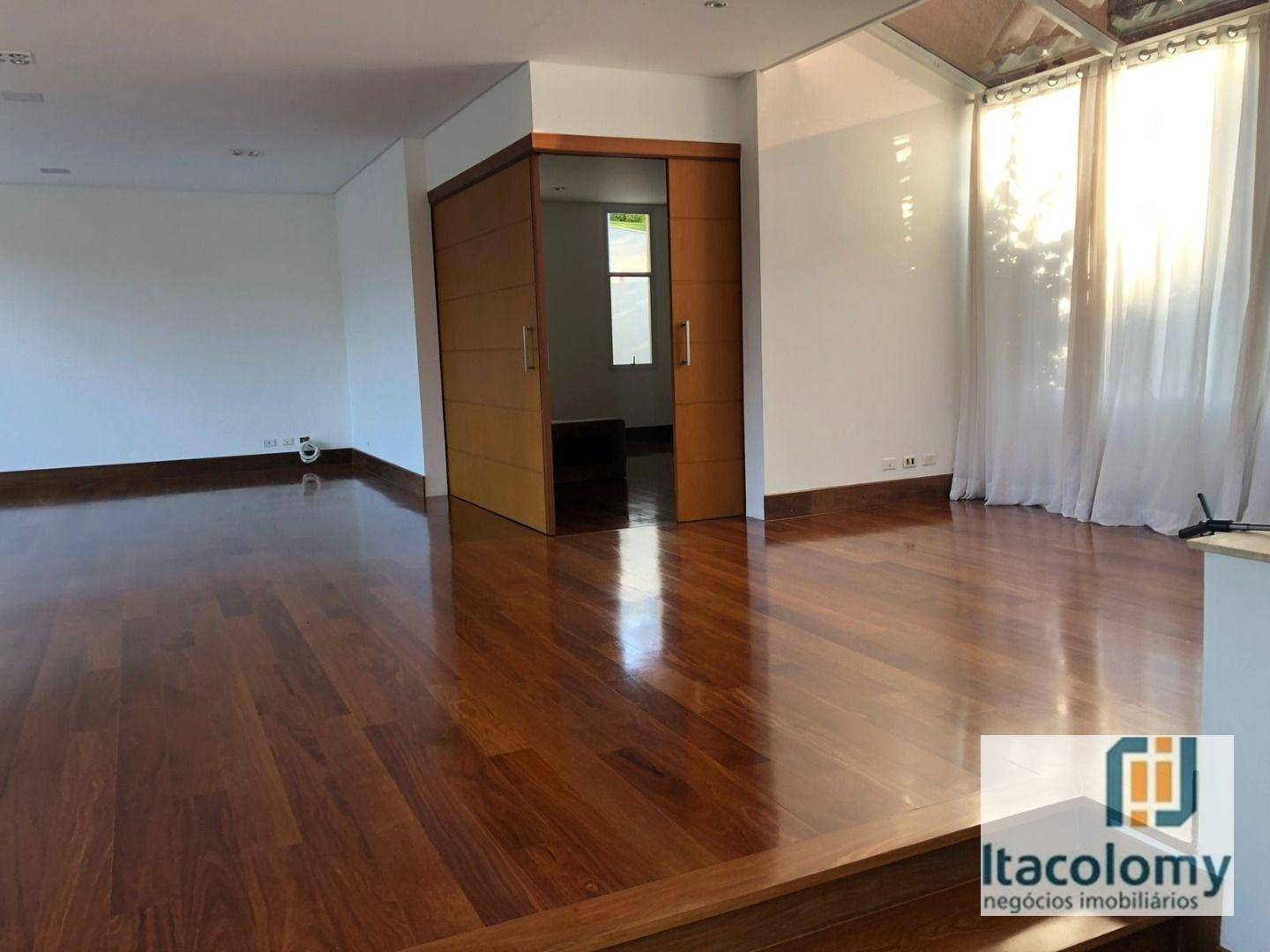 Casa de Condomínio à venda com 4 quartos, 900m² - Foto 33