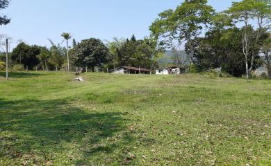 Fazenda à venda com 1 quarto, 240000m² - Foto 2