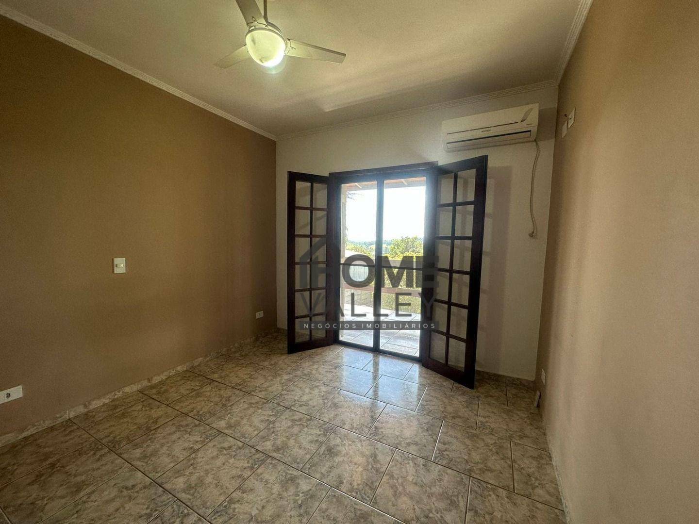 Casa de Condomínio à venda com 3 quartos, 350m² - Foto 9