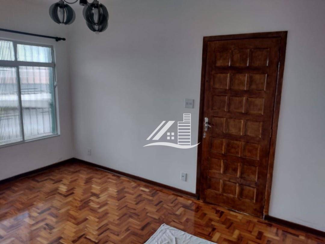 Casa à venda com 2 quartos, 96m² - Foto 4