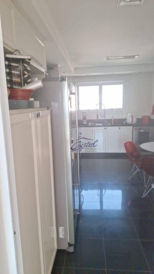 Apartamento à venda com 3 quartos, 183m² - Foto 55