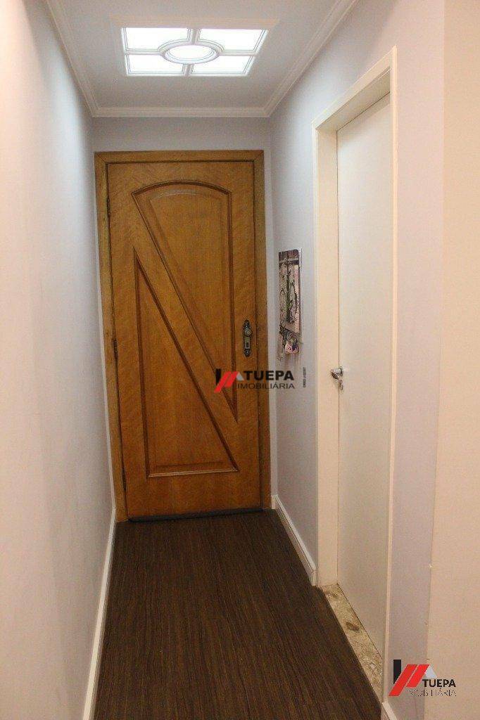 Apartamento à venda com 2 quartos, 80m² - Foto 25