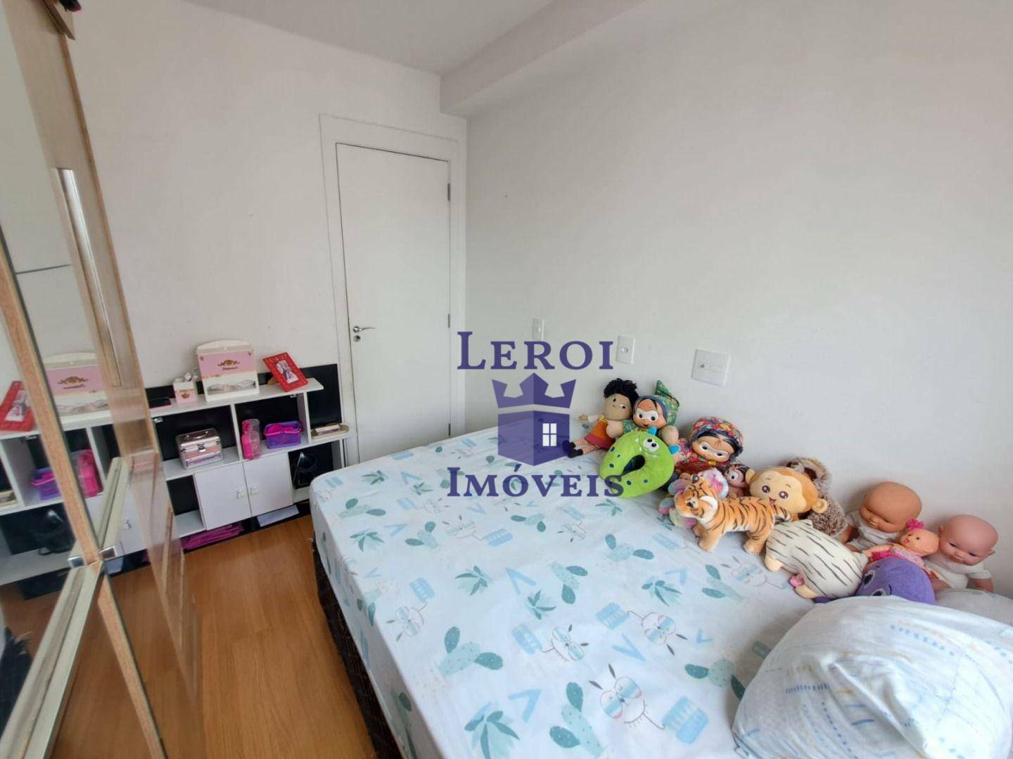 Apartamento à venda com 2 quartos, 42m² - Foto 23