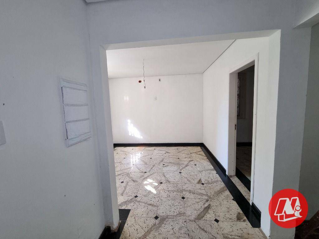 Casa para alugar, 300m² - Foto 4