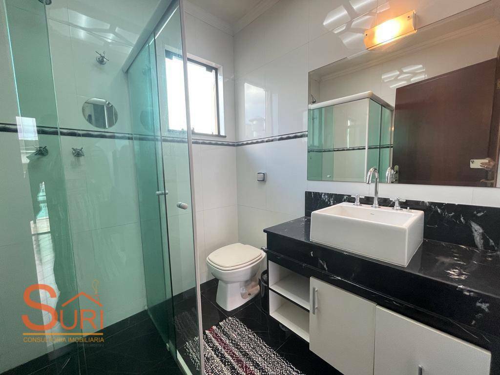 Sobrado à venda com 4 quartos, 256m² - Foto 31