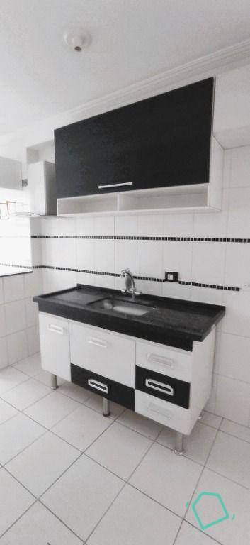 Apartamento para alugar com 2 quartos, 55m² - Foto 4